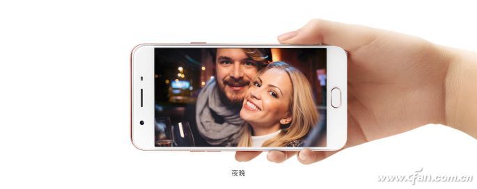 苹果的执念!手机自拍为啥美颜可以战胜真实? 苹果的执念!手机自拍为啥美颜可以战胜真实?