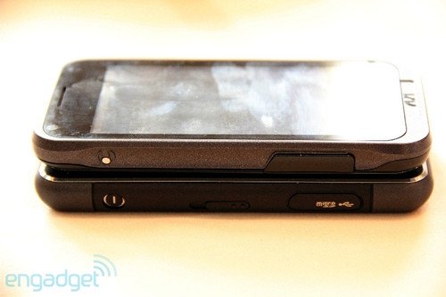 插拔microSD卡实现MeeGo/Android双系统 插拔microSD卡实现MeeGo/Android双系统