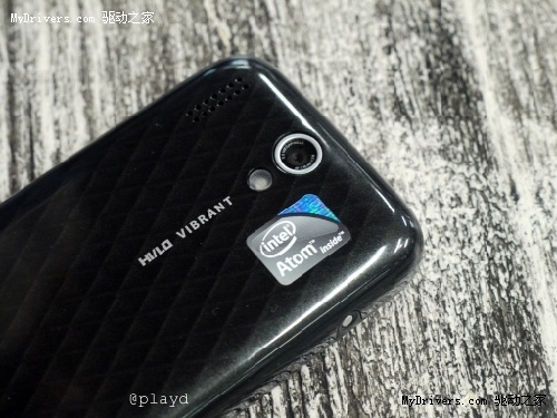 俄罗斯制造Atom核心MeeGo手机亮相 俄罗斯制造Atom核心MeeGo手机亮相