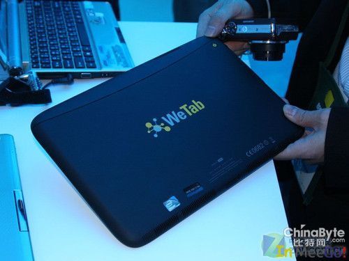 MeeGo�ʼǱ�����Ӣ�ض�չ̨