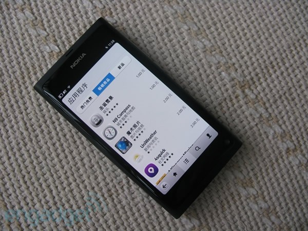 不跟随的诺基亚N9零售版 不跟随的诺基亚N9零售版