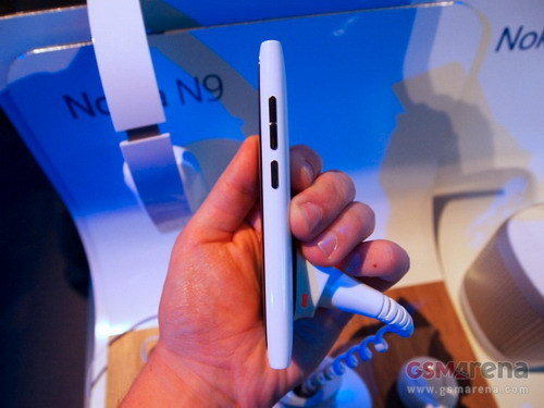 ŵ����N9��ɫ���ѿ��� �ۼ۴�5300Ԫ