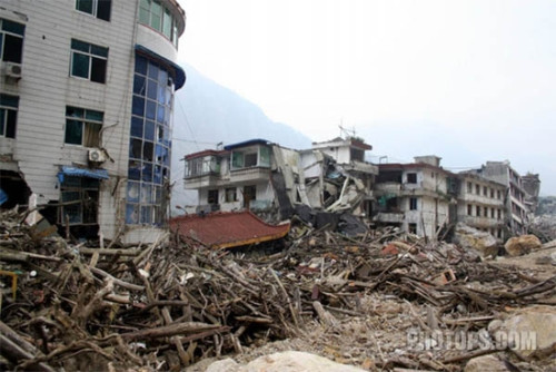 Photoshop技巧 让震后的废墟重现辉煌