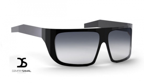 8λ��Ϸ���ֹ������۾�