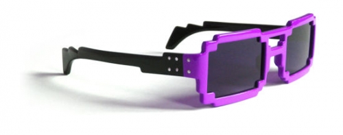 8λ��Ϸ���ֹ������۾�