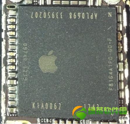 iPhone 5S原型机谍照泄露:A7处理器+双LED闪光灯2