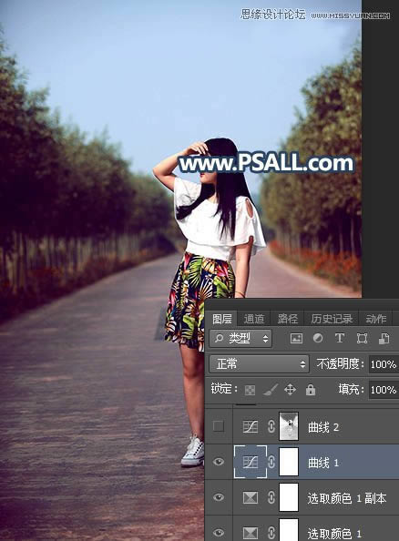 PS给外景街拍女生照片添加黄昏美景效果