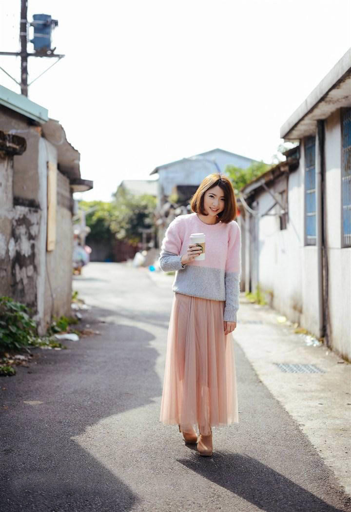 调出唯美夕阳乡村人像美景照片的PS教程