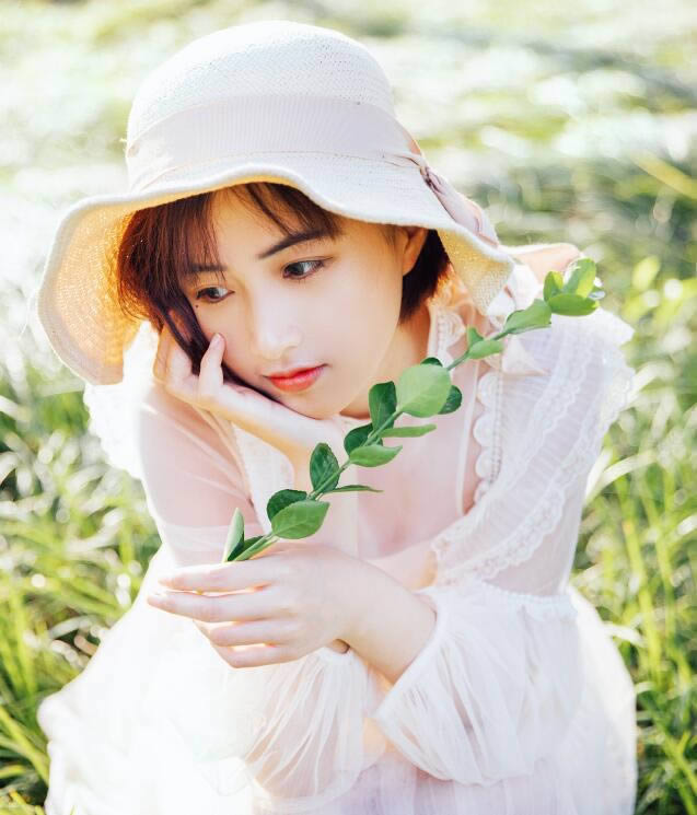 调出清新淡雅甜美女孩头像照片的PS教程