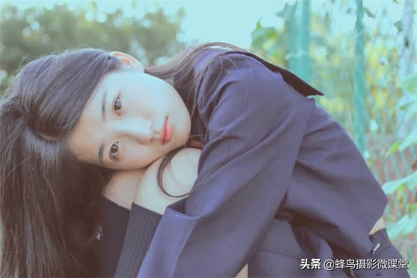 PS调出日系小清新光影女生头像照片