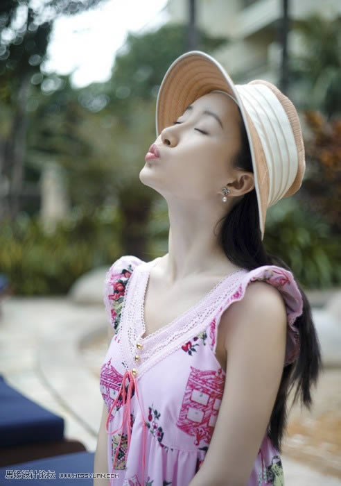 PS调出晚景通透色彩可爱女生照片效果