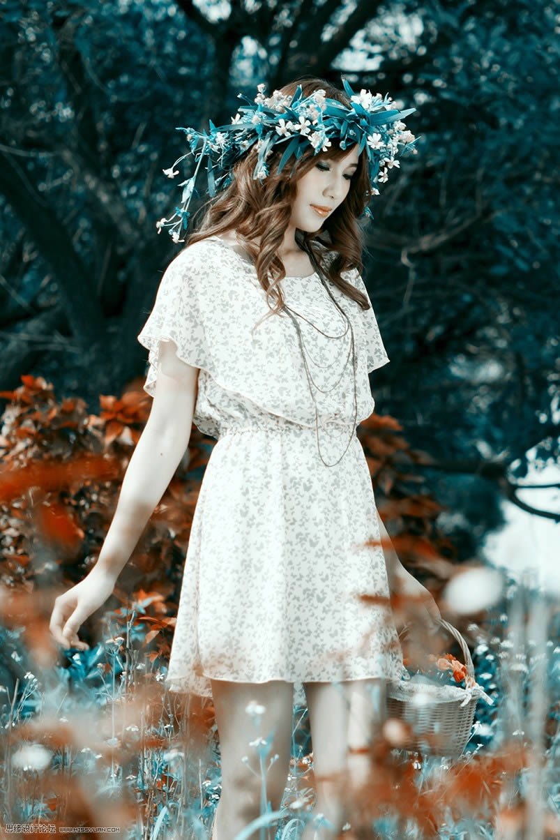 Photoshop调出蓝色水灵阿宝色美女照片