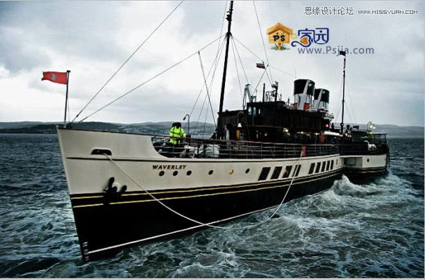 PS调出HDR渲染效果的海上轮船图片