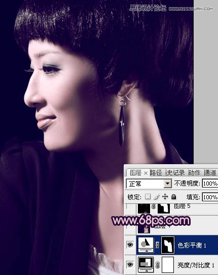 PS调出质感暗紫色短发女生头像照片