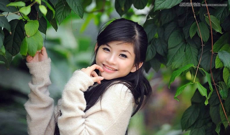 用PS把可爱女孩照片调成蓝色甜美色调