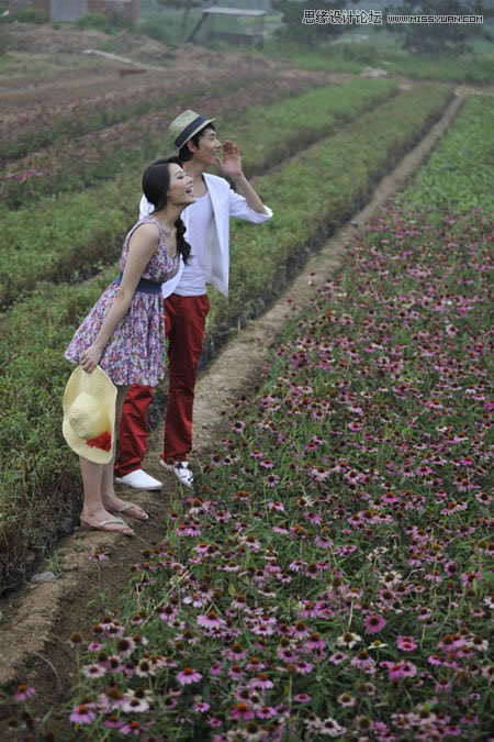 用PS调出阳光紫色鲜花场景人物照片