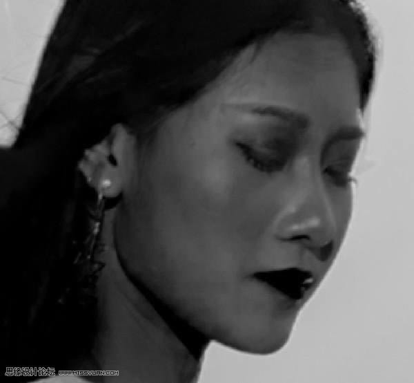 修复逆光海景女生照片色彩的PS教程