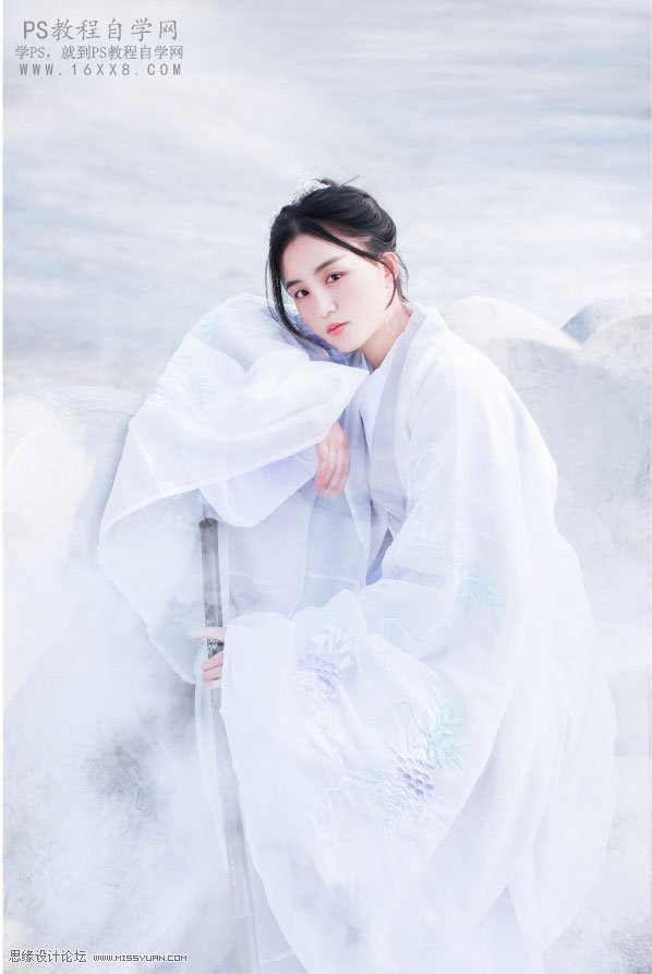 调出洁白仙境白衣女子图片的PS教程