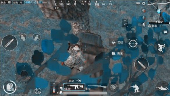《绝地求生刺激战场》空投掉在树上怎么捡